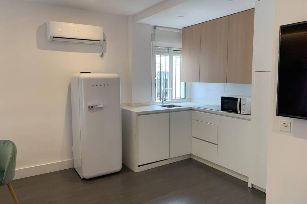 Apartamento Apartamento a estrenar a un minuto del Alcázar Córdoba Exterior foto